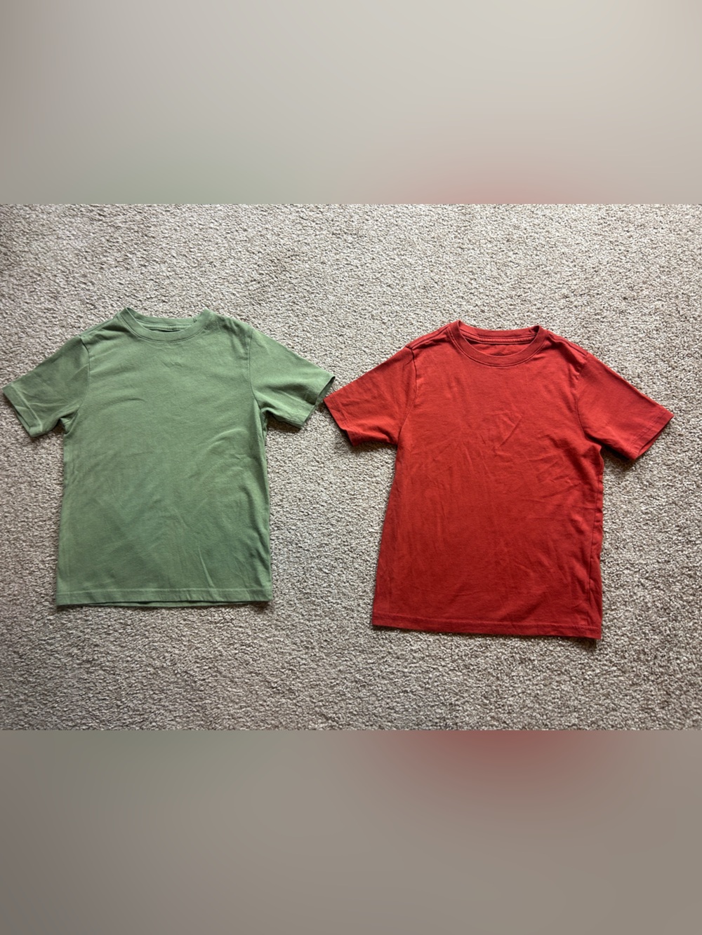 Wonder Nation Boys T Shirt Lot of 2 Green Red Short Sleeve Crew Neck Size 6-7